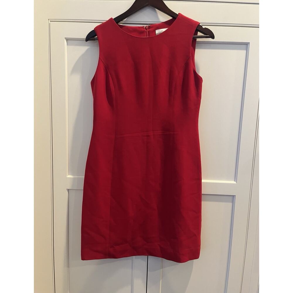 Petite Sophisticate Collectibles Elegant Red Sleeveless Dress Sz. 6
